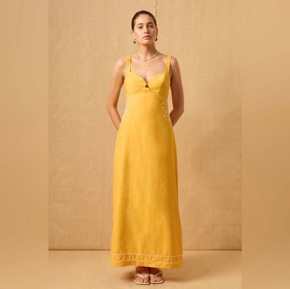 Mon Renn Scenic Maxi Dress in Mango Yellow